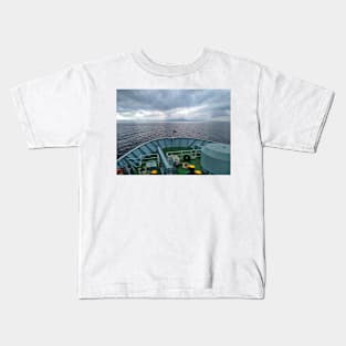 Sailing on the ferry towards the Isle of Arran, Scotland Kids T-Shirt